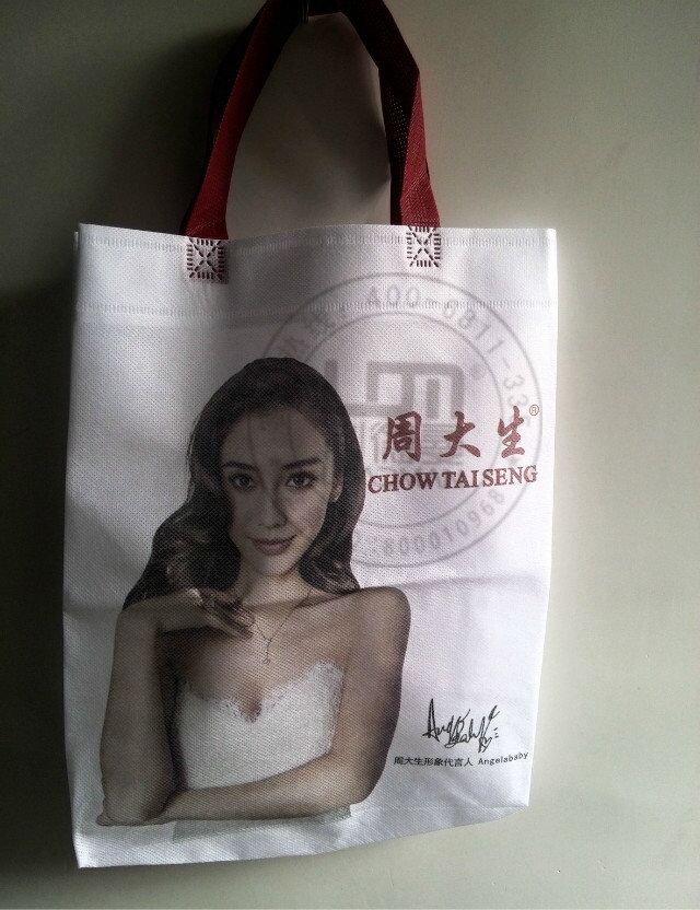 ޲